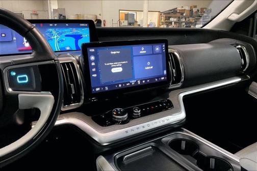 Black Metallic 2025 Ford Expedition Max Platinum