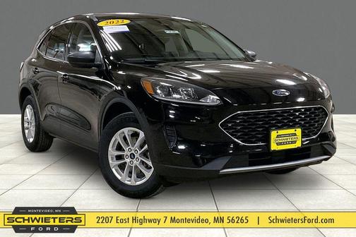 Black Metallic 2022 Ford Escape SE