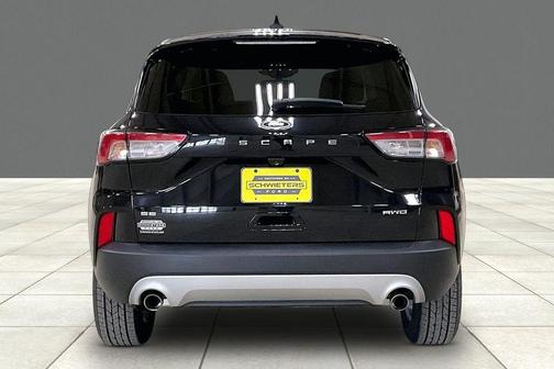 Black Metallic 2022 Ford Escape SE