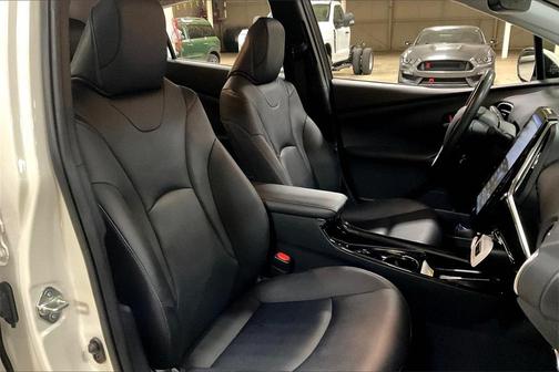2018 Toyota Prius Four Touring