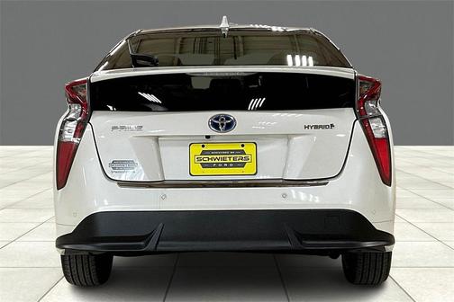 2018 Toyota Prius Four Touring