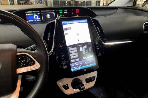 2018 Toyota Prius Four Touring