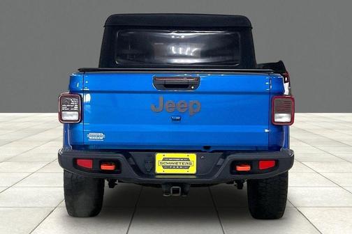 Hydro Blue Pearlcoat 2022 Jeep Gladiator Mojave