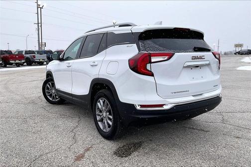2024 GMC Terrain SLT
