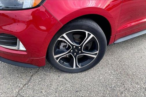 Red Metallic 2022 Ford Edge ST