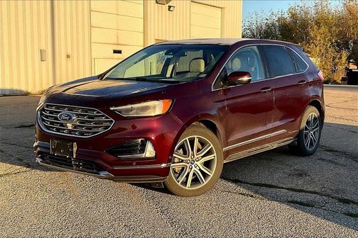 2019 Ford Edge Titanium