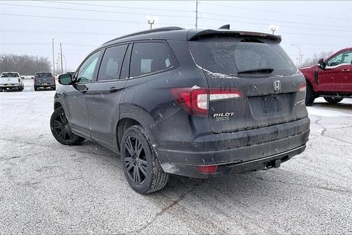 2021 Honda Pilot Black Edition