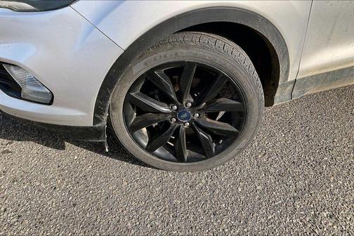 Ingot Silver 2019 Ford Escape SE