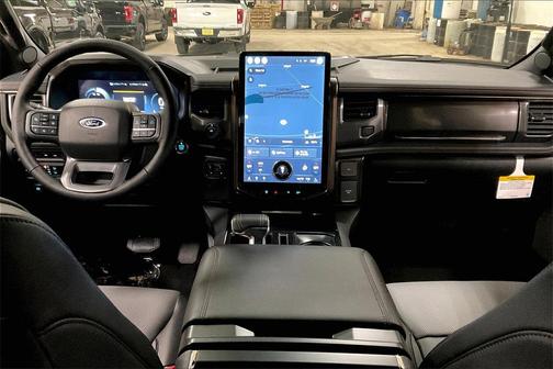 2023 Ford F-150 Lightning LARIAT