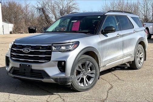 Silver Metallic 2025 Ford Explorer Active