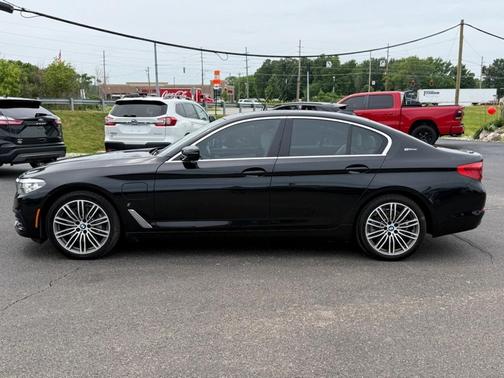 Black 2019 BMW 530e xDrive iPerformance