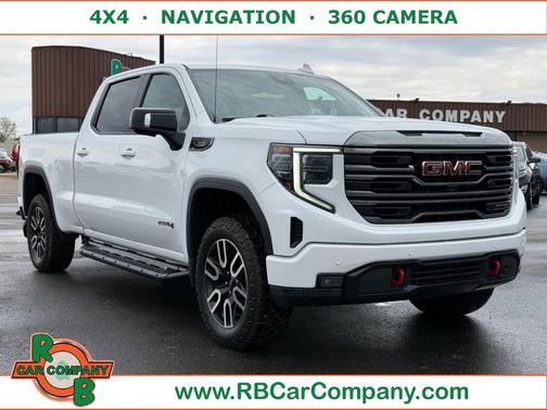 White 2022 GMC Sierra 1500 AT4