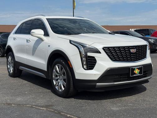 2021 Cadillac XT4 Premium Luxury