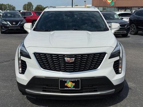 2021 Cadillac XT4 Premium Luxury