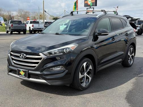 Black 2016 Hyundai TUCSON Sport
