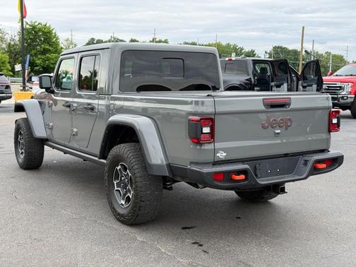 Gray 2021 Jeep Gladiator Mojave
