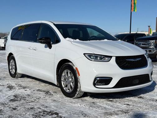 2025 Chrysler Pacifica L