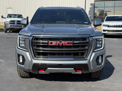 2023 GMC Yukon 4WD AT4
