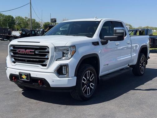 White 2020 GMC Sierra 1500 AT4