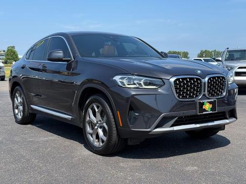 2022 BMW X4 xDrive30i