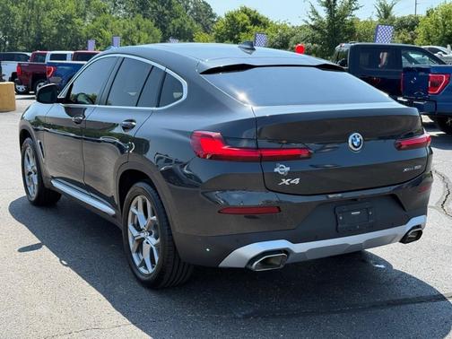 2022 BMW X4 xDrive30i