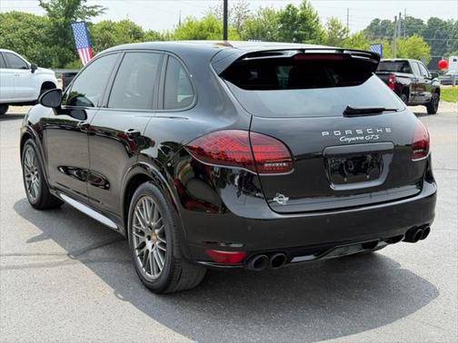 2014 Porsche Cayenne GTS