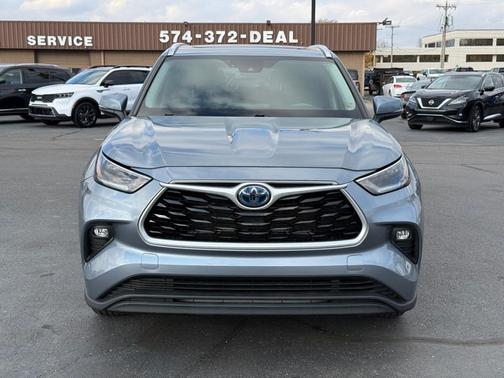 2021 Toyota Highlander Hybrid XLE
