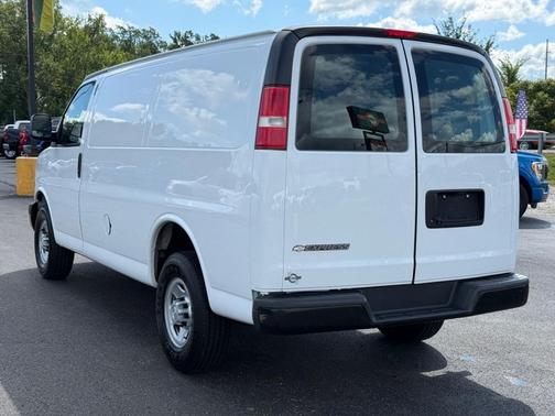 2018 Chevrolet Express 2500 Work Van