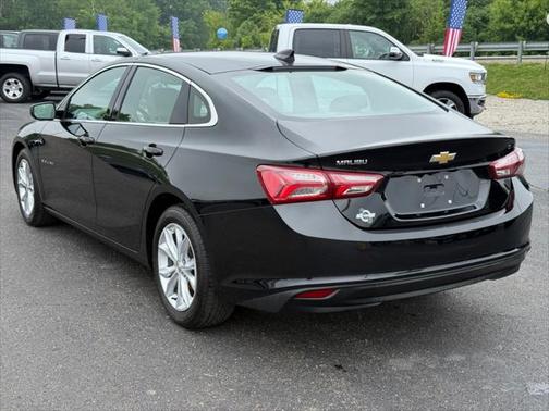 2021 Chevrolet Malibu FWD LT