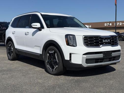 Glacial White Pearl 2025 Kia Telluride S