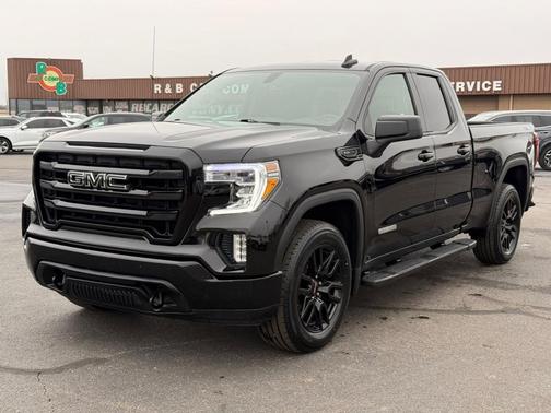 2022 GMC Sierra 1500 Elevation