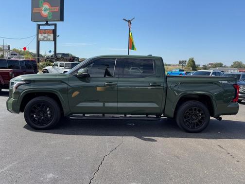 2023 Toyota Tundra SR5