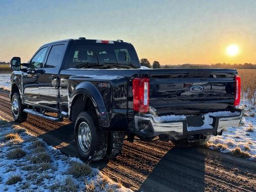 Blue 2025 Ford F-350 XLT