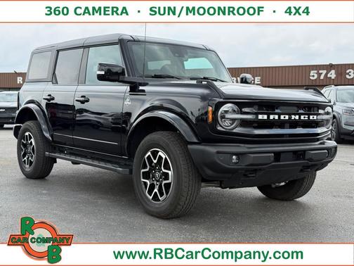 Black 2023 Ford Bronco Outer Banks
