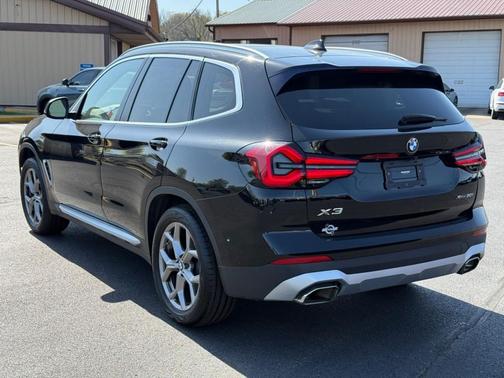 Black 2022 BMW X3 xDrive30i