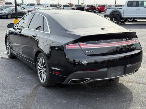 2018 Lincoln MKZ Select