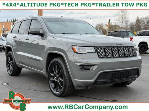 2022 Jeep Grand Cherokee Laredo