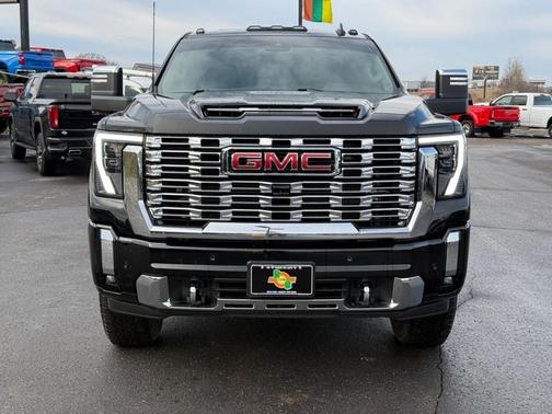 2025 GMC Sierra 2500 Denali