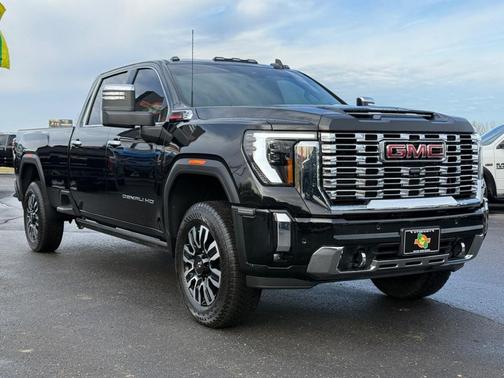 2025 GMC Sierra 2500 Denali