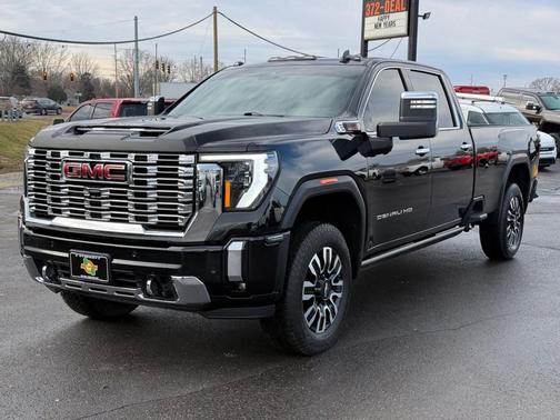 2025 GMC Sierra 2500 Denali