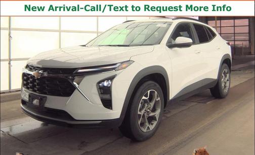 White 2025 Chevrolet Trax LT