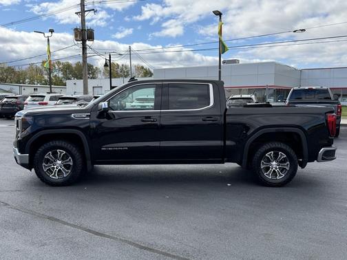 2022 GMC Sierra 1500 SLE