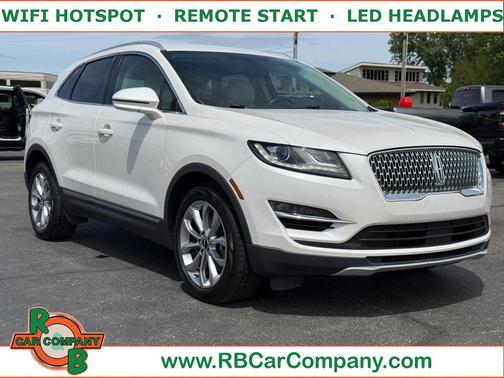 White 2019 Lincoln MKC Select