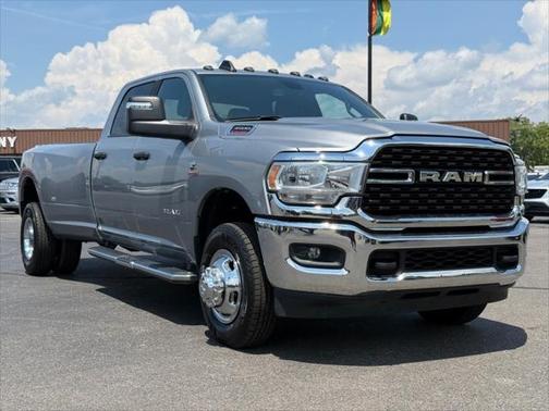 2024 RAM 3500 Big Horn Crew Cab 4x4 8' Box
