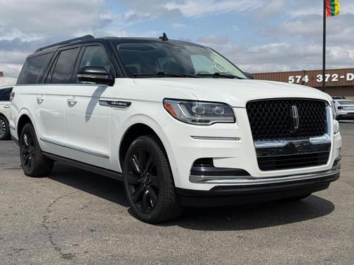 Pristine White 2023 Lincoln Navigator L Black Label