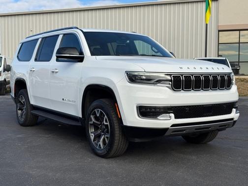 2023 Jeep Wagoneer L Series III 4x4