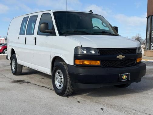 2021 Chevrolet Express 2500 RWD 2500 Regular Wheelbase WT