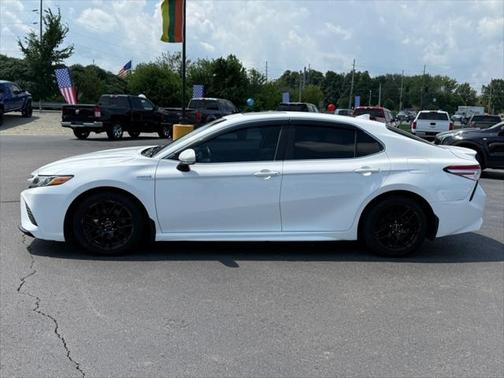 2018 Toyota Camry Hybrid XLE