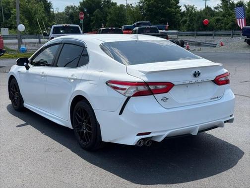 2018 Toyota Camry Hybrid XLE