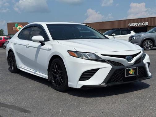 2018 Toyota Camry Hybrid XLE